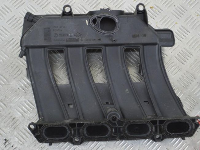 Коллектор впускной Renault Scenic 1 (1996-2003)