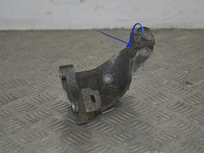 Крепление ТНВД Renault Scenic 1 (1996-2003)