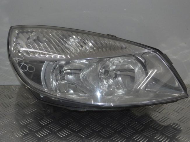 Фара правая Renault Scenic 2 (2003-2009)