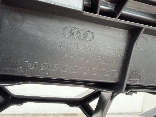 Бампер передний Audi A4 (2019-2025)