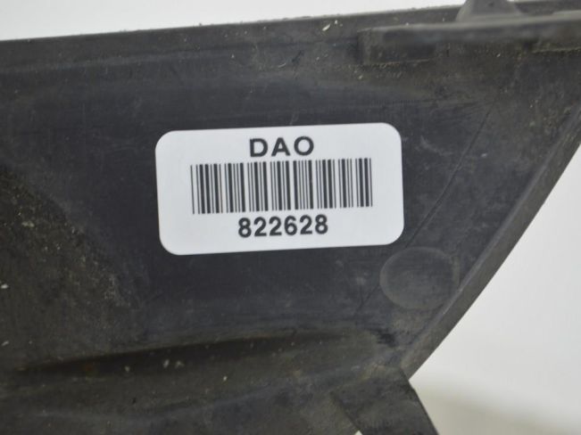 Рамка фары противотуманной правой Renault Scenic 2 (2003-2009)
