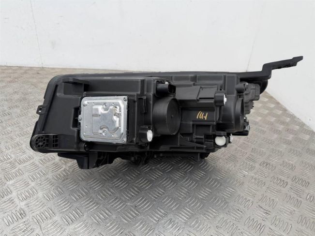 Фара правая Geely Emgrand (2021-2026)
