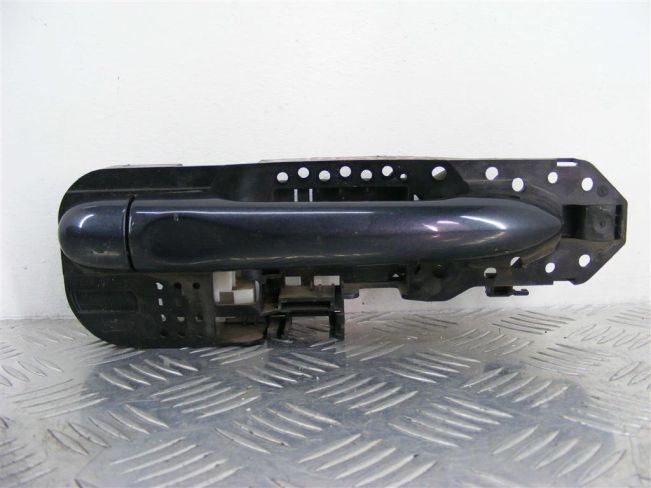 Ручка наружная передняя правая Renault Megane 3 (2009-2016)