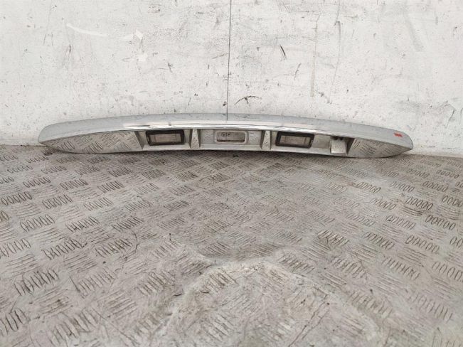 Накладка подсветки номера Renault Grand Scenic 3 (2009-2016)