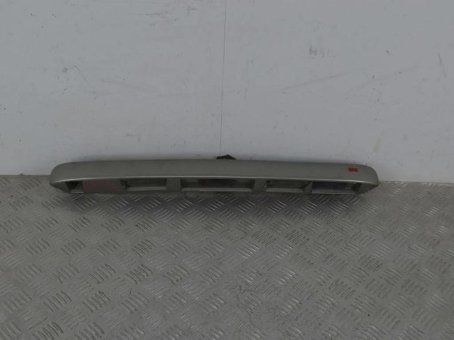 Накладка подсветки номера Renault Megane 2 (2002-2008)