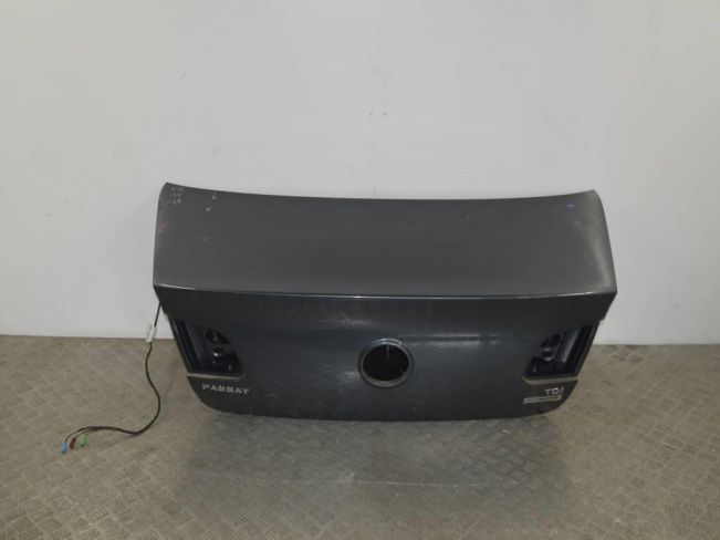 Крышка багажника (дверь 3-5) Volkswagen Passat B6 (2005-2010)