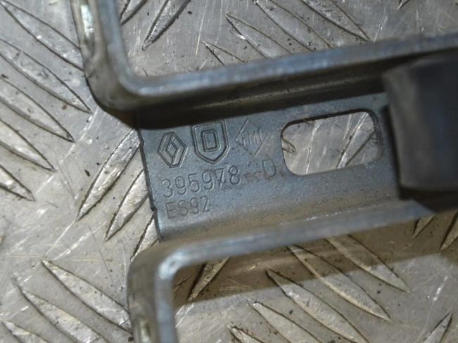 Петля крышки багажника Renault Logan 1 (2004-2014)