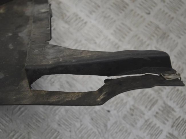 Пыльник BMW 6 F06/F12/F13 (2011-2018)