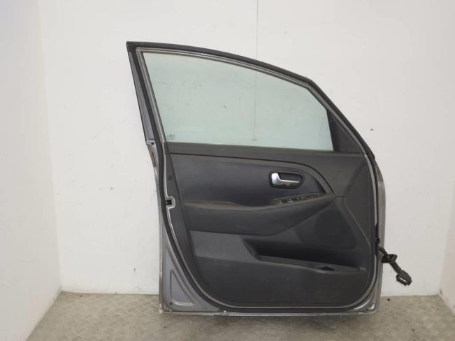 Дверь передняя левая Kia Carens (2013-2019)