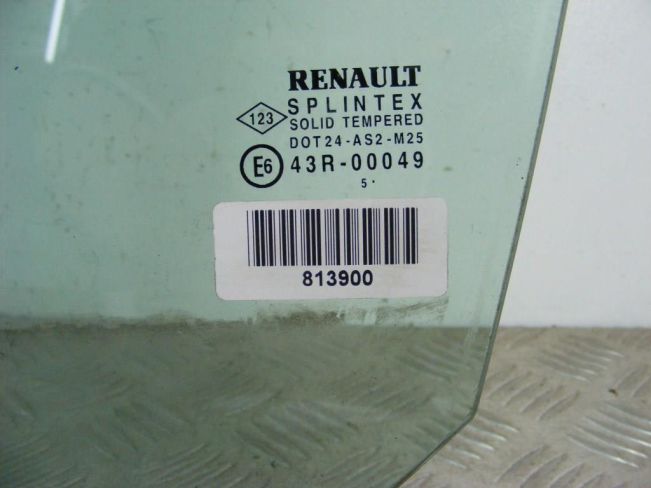 Стекло двери передней левой Renault Scenic 2 (2003-2009)