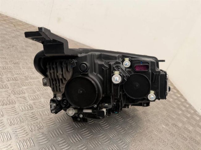 Фара левая Geely Emgrand (2021-2026)