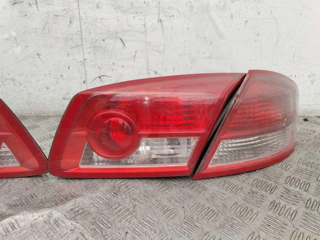Фонарь задний (комплект) Renault Vel Satis (2001-2009)