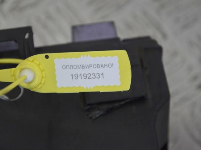 Короб предохранителей Renault Laguna 2 (2001-2007)