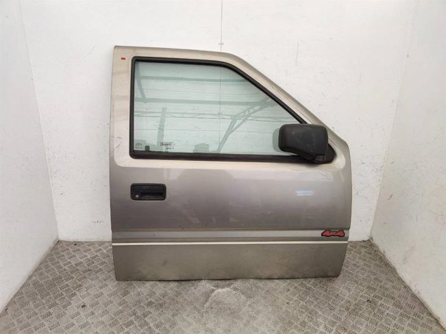 Дверь передняя правая Opel Frontera A (1992-1998)