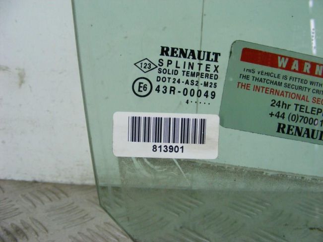 Стекло двери передней левой Renault Scenic 2 (2003-2009)