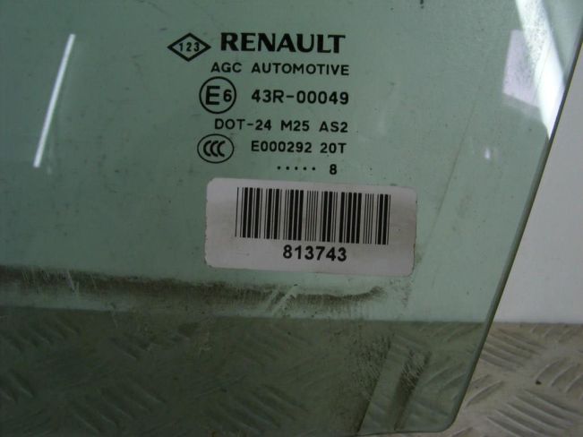Стекло двери передней левой Renault Laguna 3 (2007-2015)