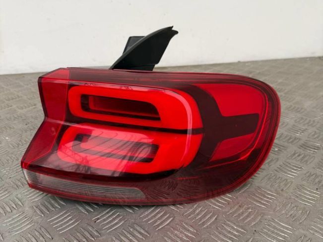 Фонарь задний правый Citroen C5 Aircross (2017-2025)