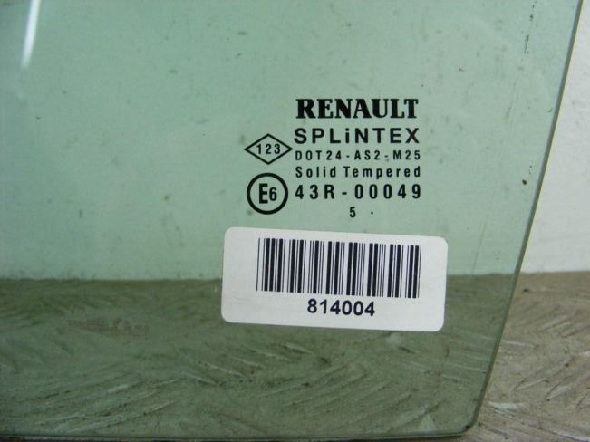Форточка передняя левая Renault Scenic 2 (2003-2009)