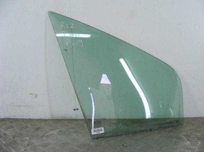 Форточка передняя правая Renault Scenic 1 (1996-2003)