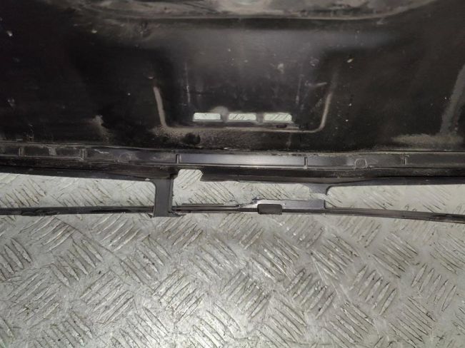 Накладка замка капота Renault Laguna 3 (2007-2015)