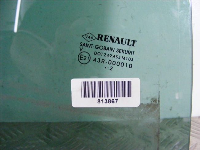 Стекло двери задней правой Renault Megane 3 (2009-2016)
