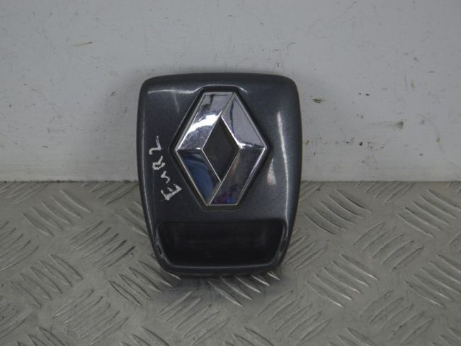 Эмблема Renault Laguna 2 (2001-2007)