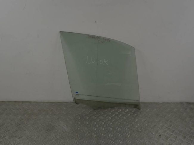 Стекло двери передней правой Renault Scenic 2 (2003-2009)