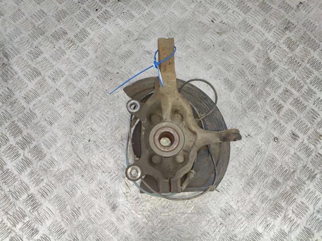 Ступица передняя правая Nissan Juke (2010-2019)