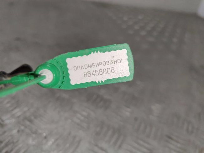 Петля крышки багажника Audi A4 (2004-2008)