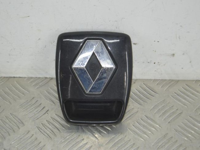 Эмблема Renault Laguna 2 (2001-2007)