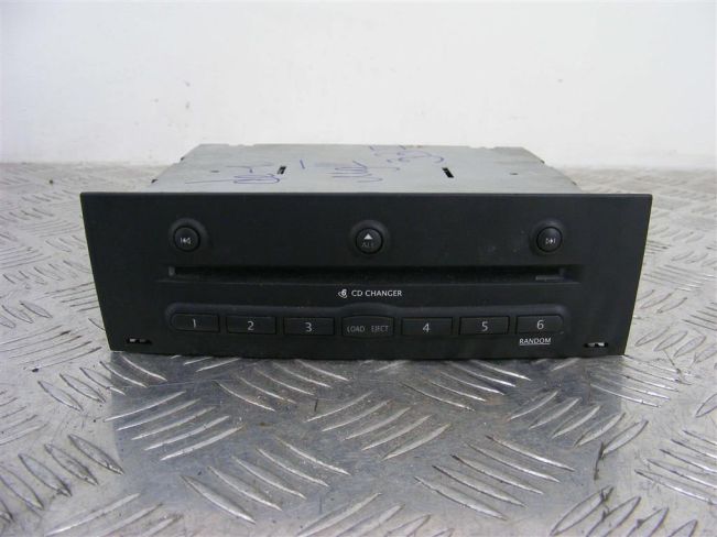 CD-чейнджер Renault Megane 2 (2002-2008)