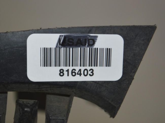 Рамка фары противотуманной левой Renault Scenic 2 (2003-2009)