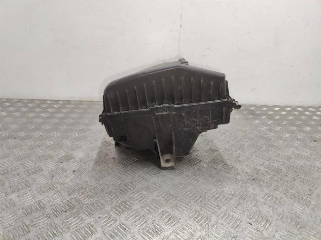 Корпус воздушного фильтра Volvo V70 (2000-2008)