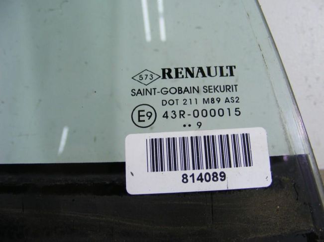 Форточка задняя правая Renault Megane 3 (2009-2016)