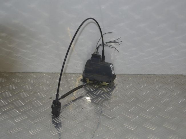 Замок двери задней правой Renault Scenic 2 (2003-2009)