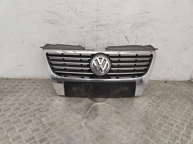 Решетка радиатора Volkswagen Passat B6 (2005-2010)