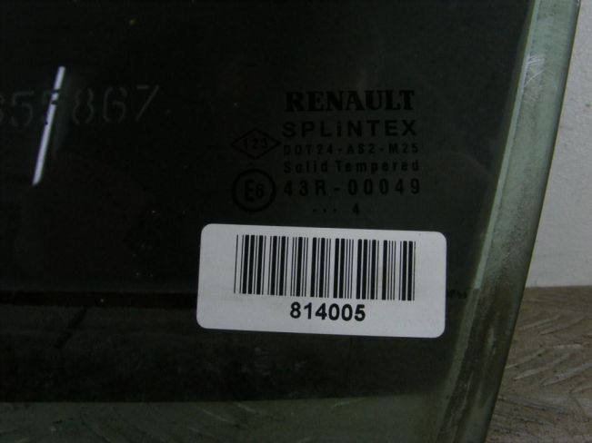 Форточка передняя левая Renault Scenic 2 (2003-2009)