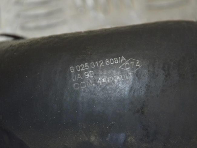 Патрубок интеркулера Renault Espace 3 (1996-2002)