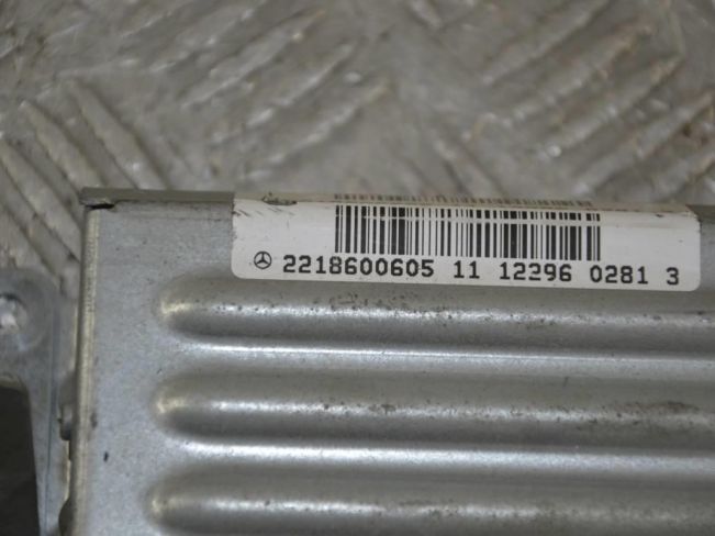 Подушка безопасности коленная Mercedes S W221 (2005-2013)