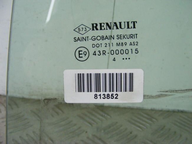 Стекло двери задней левой Renault Megane 3 (2009-2016)