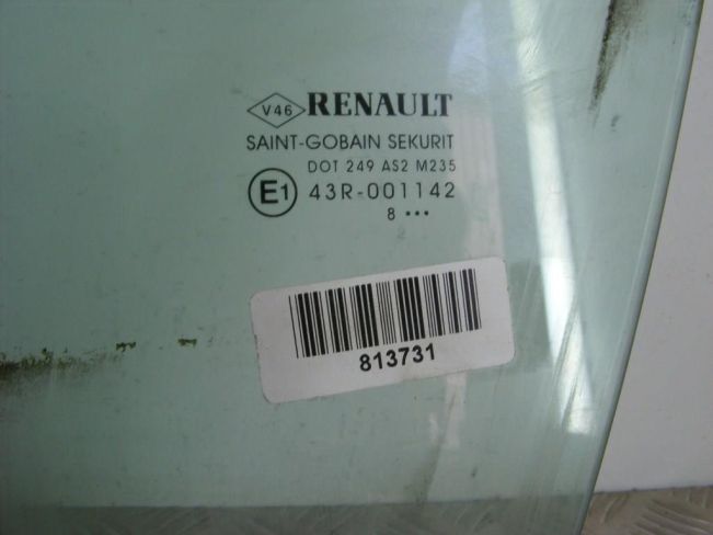 Стекло двери передней левой Renault Megane 3 (2009-2016)