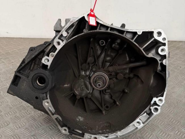 КПП механическая (МКПП) Nissan Juke (2010-2019)
