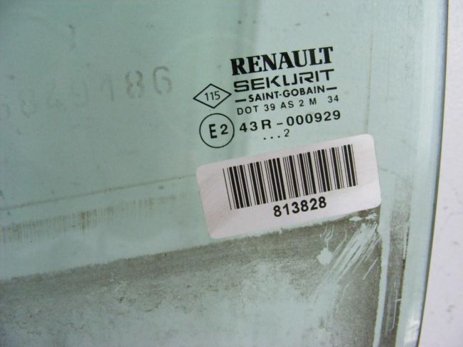 Стекло двери задней левой Renault Laguna 2 (2001-2007)