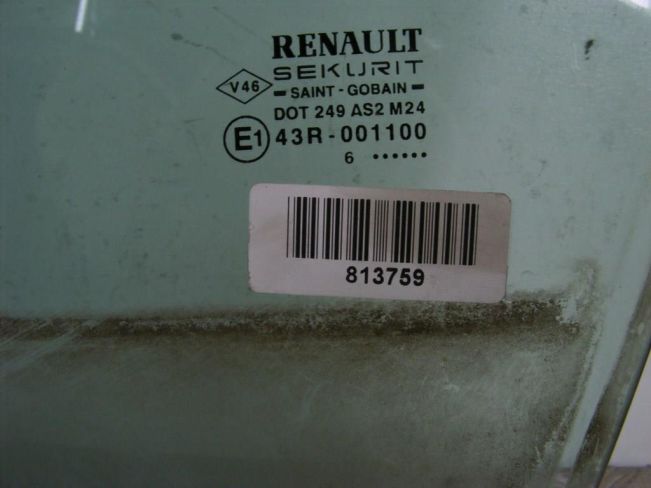 Стекло двери передней левой Renault Megane 2 (2002-2008)