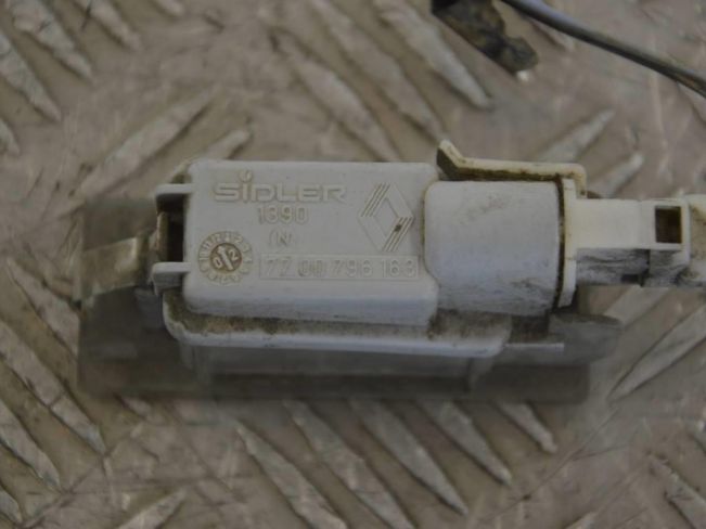 Подсветка номера Renault Laguna 2 (2001-2007)