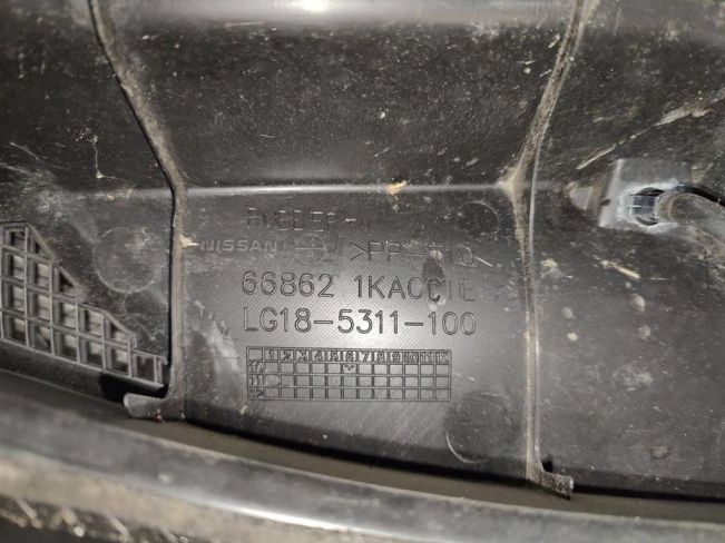 Дождевик Nissan Juke (2010-2019)