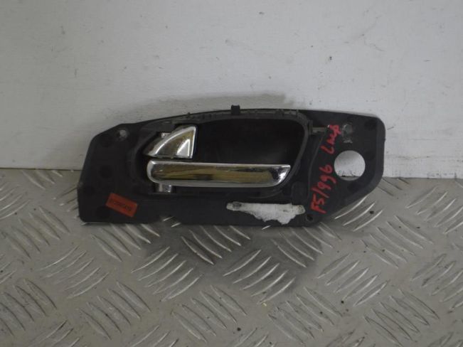 Ручка внутренняя передняя левая Peugeot 607 (2000-2009)