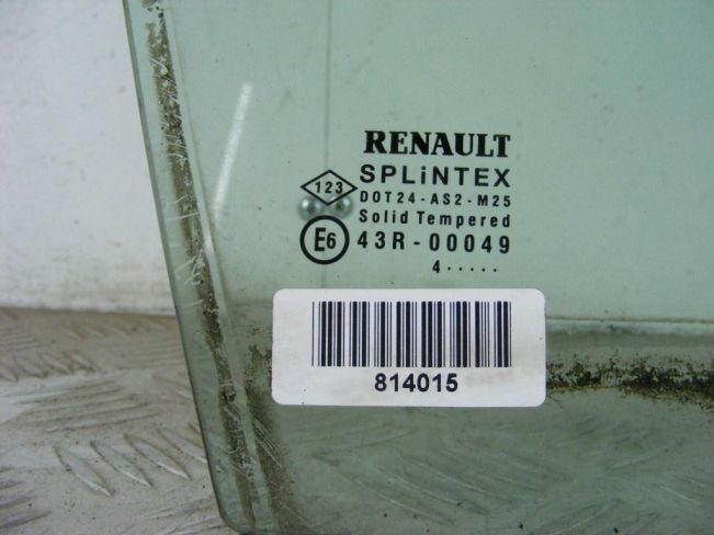 Форточка передняя правая Renault Scenic 2 (2003-2009)
