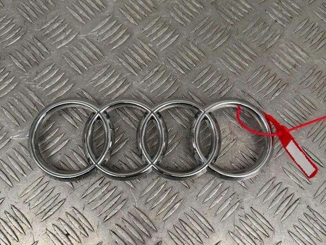 Эмблема Audi A4 (2019-2025)