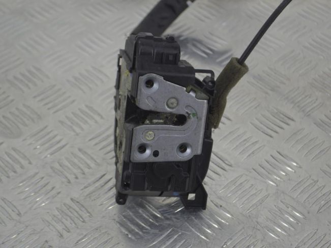 Замок двери задней правой Renault Scenic 3 (2008-2015)